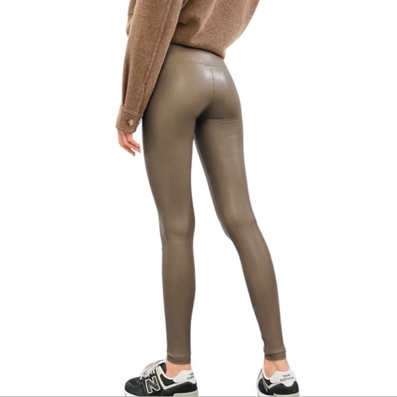 Aritzia Wilfred Daria Faux Leather Leggings Size Medium Neutral Minimalist - Picture 2 of 11
